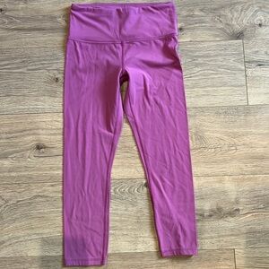 ATHLETA  High Waist Capri Length Leggings Size XS